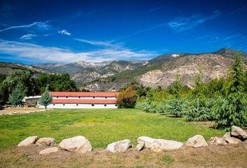 Rancho Oso Rv & Camping Resort Goleta Екстериор снимка