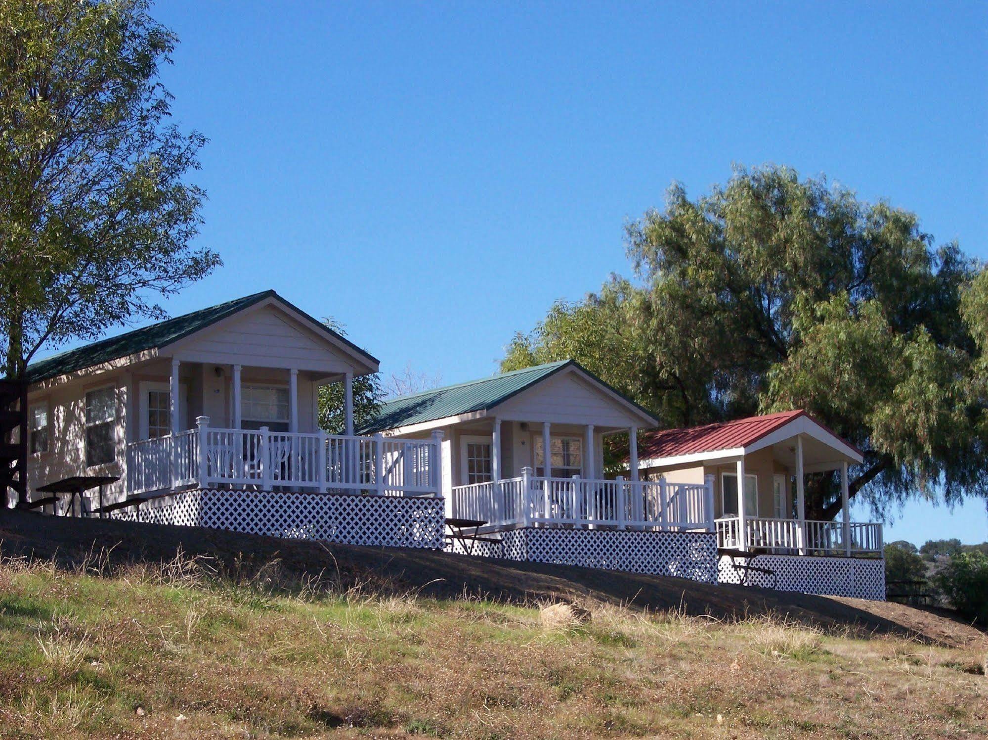 Rancho Oso Rv & Camping Resort Goleta Екстериор снимка